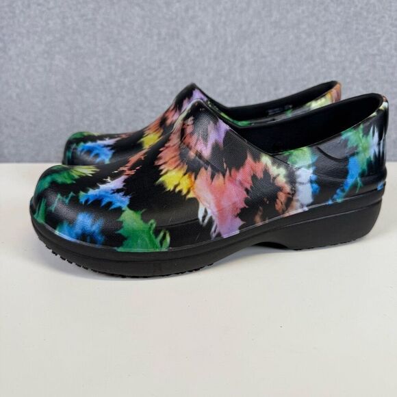Crocs Women's Size 8 Black Tie Dye Dual Comfort Slip on Sandals Comfort - Picture 4 of 9